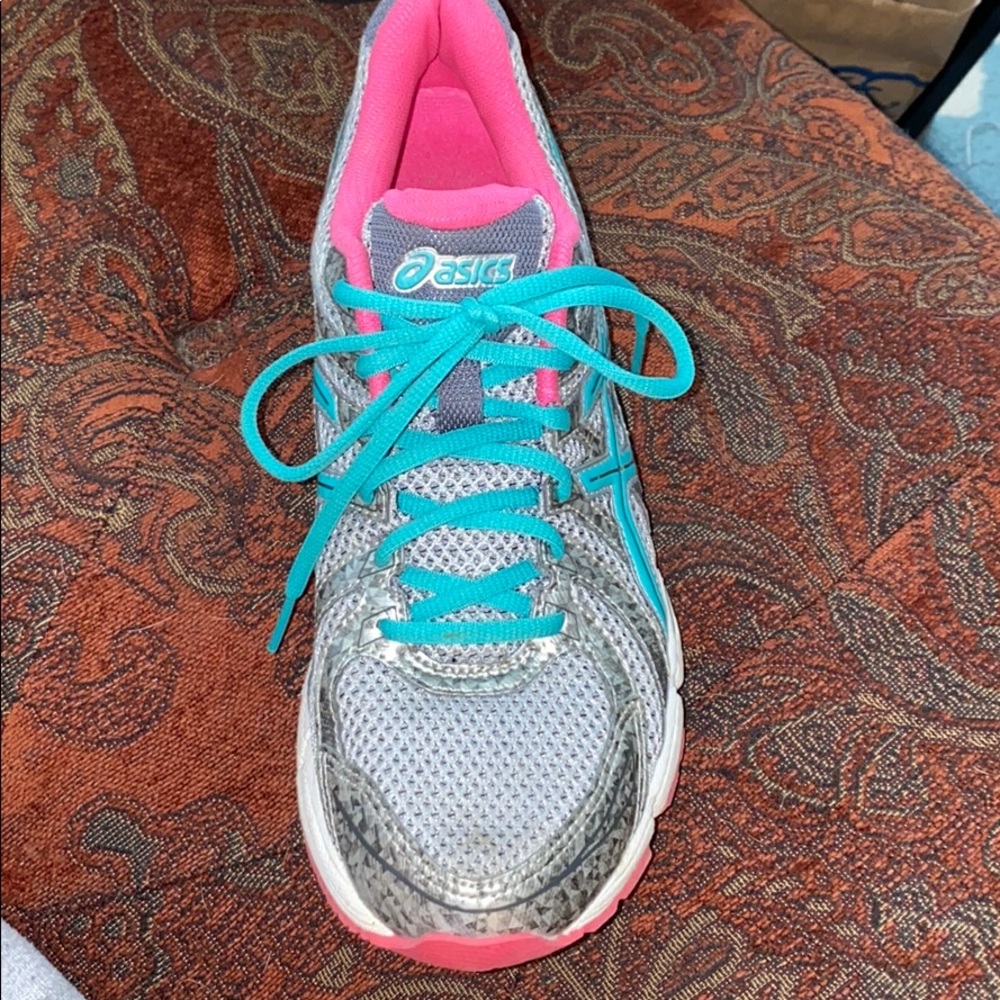 ASICS Running Shoes - Picture 3 of 4